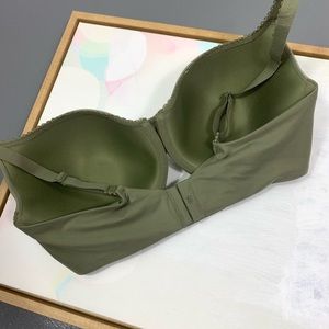 Victoria's Secret Intimates & Sleepwear - Victoria's Secret 38DDD lined demi bra Victoria's Secret Intimates & Sleepwear - Victoria's Secret 38DDD lined demi bra